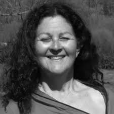 Stream Entrevista a Verónica Perales by Humanidades Ambientales