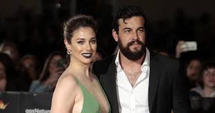 Sin embargo, ninguno de ellos. Mario Casas Aparece Por Fin En El Instagram De Su Novia Blanca Suarez