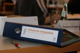 An Die Schulleitungen Fortbildungsbeauftragten Fachkonferenzvorsitzenden Lehrerinnen Und Lehrer Der Schulen Im Kreis Unna Pdf Kostenfreier Download