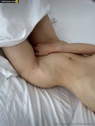 Linnea Sky Fap | (Veja Mais) 2025