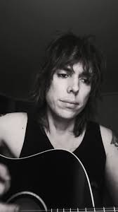 Only The Moon Knows I’m Lonley #lukespiller #lukespillersolo  #lukespillerguitar #spiller