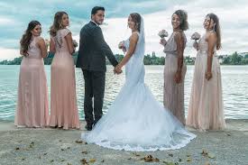 Aperitif im rosengarten mit drei romantische winterhochzeit. Als Hochzeitsfotograf Auf Der Insel Mainau Albanische Hochzeit Romeoliebtjulia De