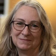 Felicia Squires's Instagram, Twitter & Facebook