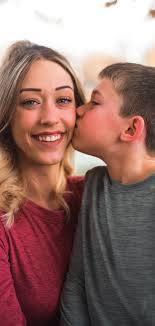 ANNUAL REPORT AND ACCOUNTS