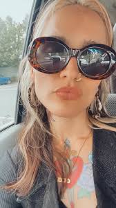 Nerissa Alyson Goff (@womban_kind)