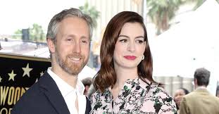 Anne hathaway had then played the role of the character of a recovering alcoholic in the movie, rachel getting married and this had earned her a nomination for the academy award for best actress. Anne Hathaway Freut Sich Auf Ihr Zweites Kind