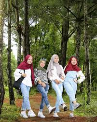 We did not find results for: Buku Tahunan Sekolah Malang Foto Album Kenangan Sekolah Atau Buku Tahunan Sekolah Di Coban Rondo Batu