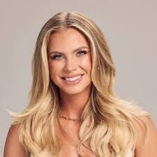 Danielle Littleton's Instagram, Twitter & Facebook