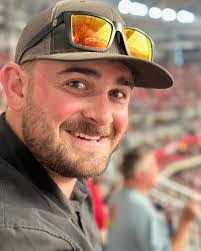 Adrienne Sheehan's Instagram, Twitter & Facebook