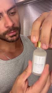 Vocês querem glow up dos sonhos? ✨ O @Pedro Pucci compartilhou dicas de  produtinhos maravilhosos para hidratar e renovar a pele. Bora testar?  Compre seus favoritos no link da bio. #renner #skincare ...