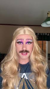 Glenn Devar Pride Mothns