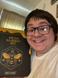 Making a simple honey mead for the first time