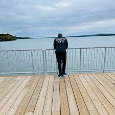 Listen to Thomas Mapfumo-Zvamaiva Mose by Guy Muchineuta in Mixed bag Zimbo  playlist online for free