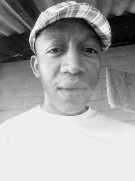 I don't know shit bout welding so after all the suggestions, tips and  criticism I will still not know shit about welding so roast away...