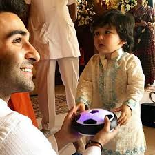 Baby Taimur Taimur Ali Khan Pataudi Bollywood Stars Taimur Ali Khan