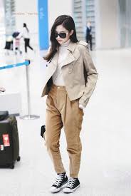 Idols With The Best Airport Fashion Style No One Can Surpass Jennie Kbizoom Fashion Blackpink Fashion Korean Fashion