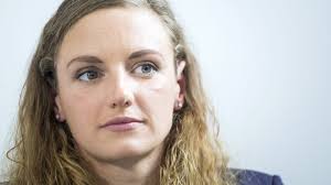 Eszik, iszik, alszik és úszik, úszik, úszik, úszik, úszik rendületlenül. Hosszu Katinkaek Most Mar Elhiszik Hogy Lesz Olimpia Video Infostart Hu