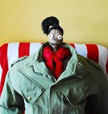 If you want to show off your favorite movie this halloween, add shrunken head guy's haunting face, with his bulging eyes and ponytail, to your festive decor. Ravelry Shrunken Head Guy Pattern By Kim Lapsley