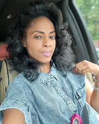 Ebony Bradley-Boyd (@ebonyboydsings) • Instagram photos and videos