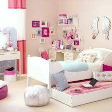 Babyzimmer herzchen rosa babybett kinderbett wickelkommode & schrank babyzimmer. Einrichtungsideen Babyzimmer Madchen