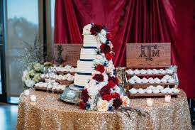 Pin On Oakleaf S Wedding Floral Pieces