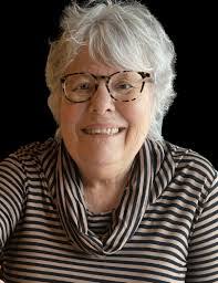 Kelli Blum's Instagram, Twitter & Facebook