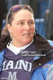 Laura Pate's Instagram, Twitter & Facebook