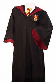 Lorsque les résultats de saisie automatique sont disponibles, utilisez les flèches haut et bas pour parcourir et la touche entrée pour sélectionner. The Dress Gryffindor Worn By Hermione Granger Emma Watson In Harry Potter And The Prisoner Of Azkaban Spotern