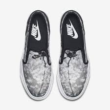 Black And White Nike Slip Ons Nike Wmns Toki Slip On Cherry Blossom Wolf Grey Black Wolf Grey Black 820223 001 Jordan Shoes For Women Slip On Slip On Sneaker