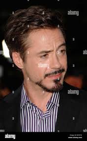 ROBERT DOWNEY JR. during the premiere of the new movie from Dreamworks  Pictures THE SOLOIST, held at the Paramount Theatre,