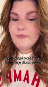 Willow Higgins's Instagram, Twitter & Facebook