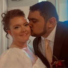 What is a good nail salon that doesn't cost an arm and a leg?