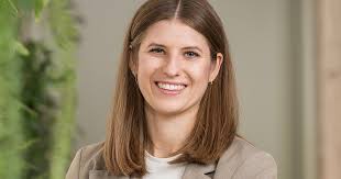 Vera Burkhart's Instagram, Twitter & Facebook