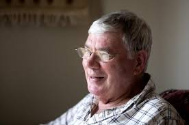 Ron Lambert receives award for outstanding service to New Plymouth's Puke  Ariki museum and library