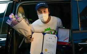 As part of its christmas special, running man members. 0ebnqxwbdlc0am