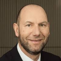 Chris Widmann's Instagram, Twitter & Facebook