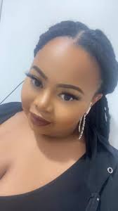 Perfect brown lippie @MAC Cosmetics USA @UOMAbeauty #shayluvsbeauty #makeup  #everydaymakeup #brownmakeup #brownlipliner #brownlipcombo #browlipstick  #makeupcontentcreator #makeupvideotiktok #makeup101