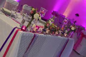 Decoration mariage violet de esprit fete wedding planner photo 19. Mariage Fushia Violet Et Blanc Idees De Deco Tendance Boutik