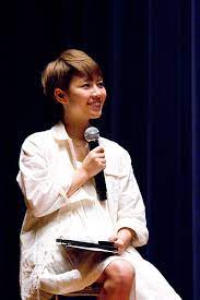 謎の彼女Xイベントで“卜部”の奔放キャラに場内爆笑 | Daily News | Billboard JAPAN