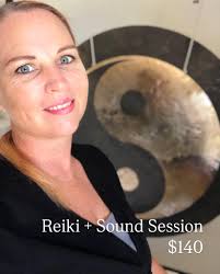 Greetings beautiful beings Here I am in front of Dr Joe at his retreat in  2019. I'm proud to now be certified to facilitate his course: CHANGE YOUR  MIND CREATE NEW RESULTS