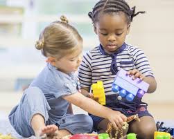 ¡crea tus propios juegos y divertíos en familia! 4 Juegos Para Fomentar Las Habilidades Sociales Aprender Juntos
