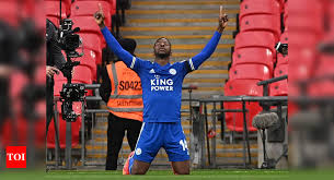 During matchday minus two on lcfc tv, matt elliott looked at how both leicester and chelsea will approach the emirates fa cup final. Kelechi Iheanacho Sends Leicester City Into Fa Cup Final Football News Web News 24