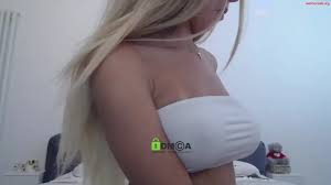 Starsession Tika nude - sensual bare curves