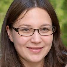 ERLANGEN TRAVEL GUIDE 2025: ACTIVITIES TO DO AND SAFE ADVENTURES (Desirous  Travel Tips): Renner, Angela: 9798307973257: Amazon.com: Books