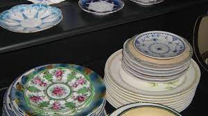 The crown should hold steadily, but if you wish to ensure it is secured, you may choose to glue the crown to the cap. Collecting Antique And Vintage Plates And Dishware Hobbylark