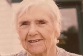 Roberta Temple's Instagram, Twitter & Facebook