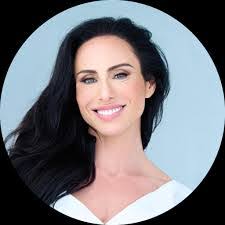 Joy Hardin's Instagram, Twitter & Facebook