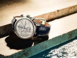 Die uhren von frederique constant bedienen jeden geschmack und eignen sich zudem für jeden anlass. Frederique Constant Runabout Automatik Chronograph 42mm