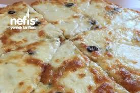 4 Peynirli Pizza 4 Fromages Pizza 2020 Yemek Tarifleri Yemek Gida