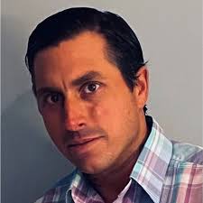 Daniel Mocci's Instagram, Twitter & Facebook